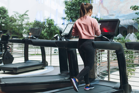 羅淑佩憑藉 羅淑佩憑藉